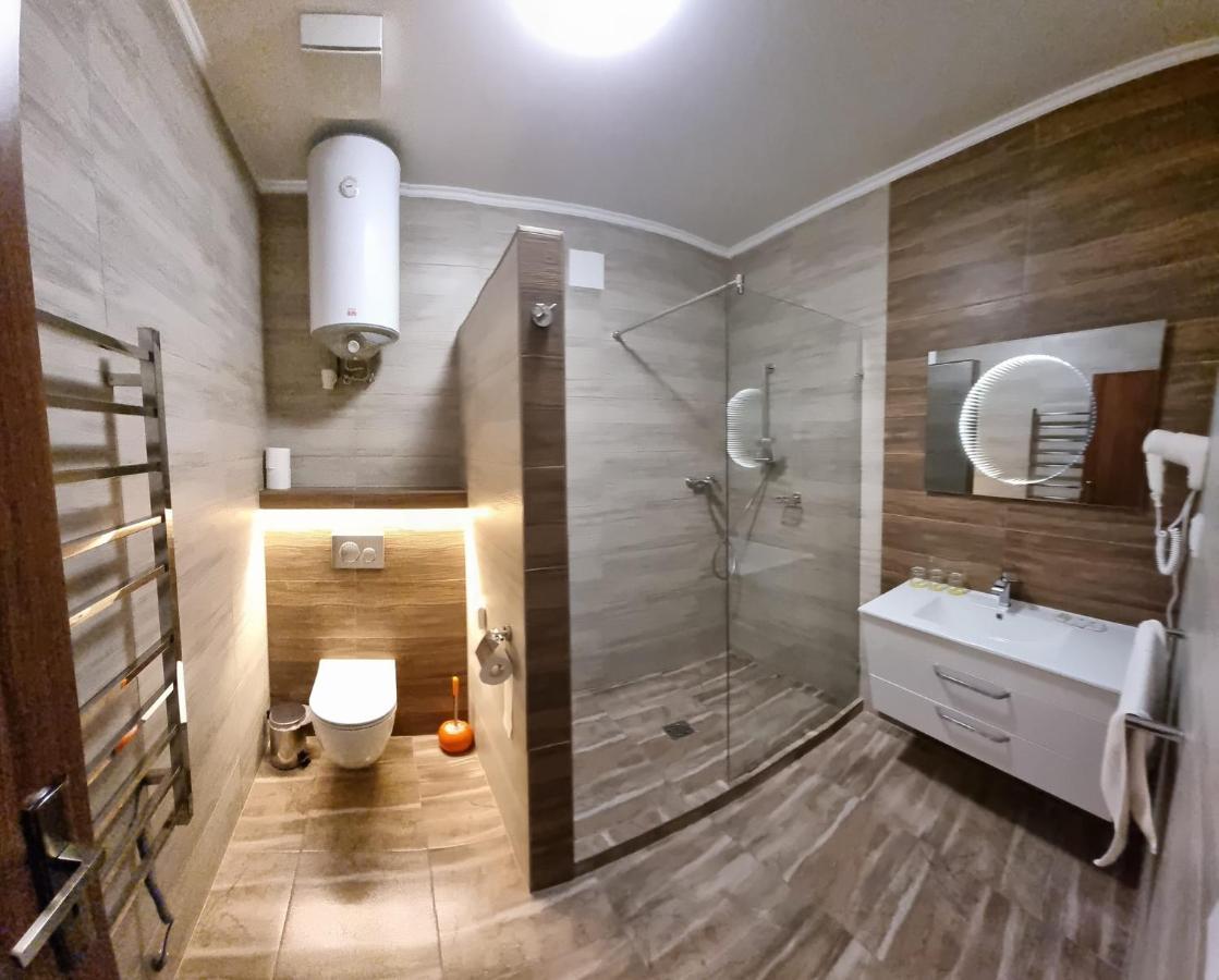 Penzion Modra Ryba Chl'aba Bagian luar foto